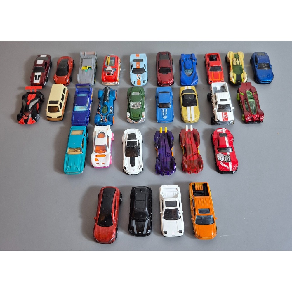 Hot Wheels Matchbox Mixed Lot of 30 Die-Cast Cars Trucks Vehicles